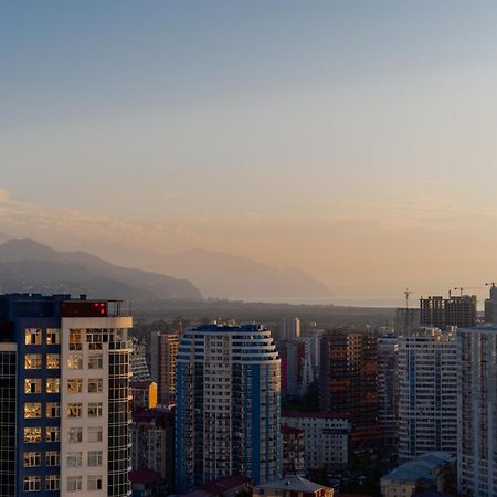 Gc Apartments Батуми Экстерьер фото