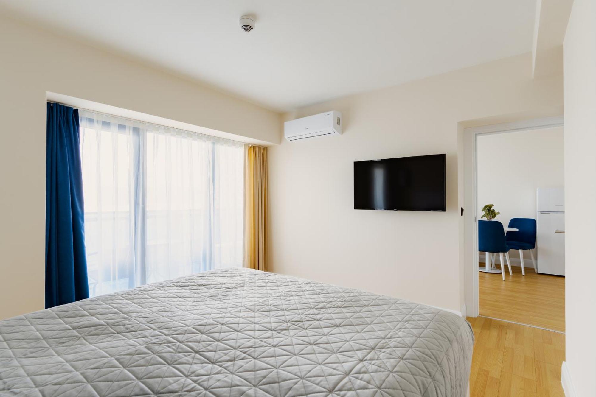 Gc Apartments Батуми Экстерьер фото